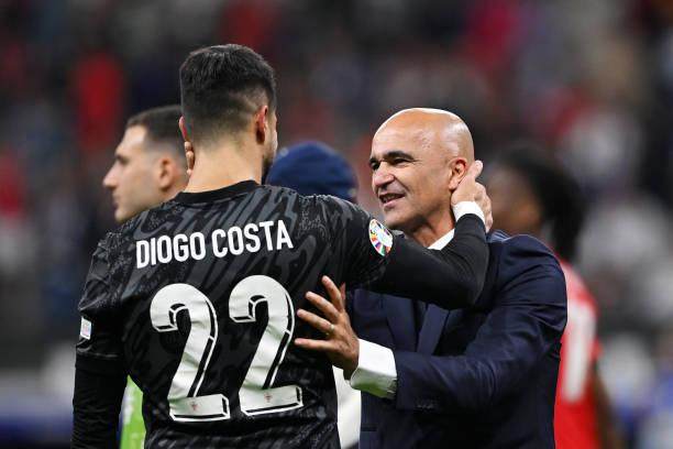 乐鱼官网-马丁内斯：科斯塔是我们的秘密武器，C罗是榜样